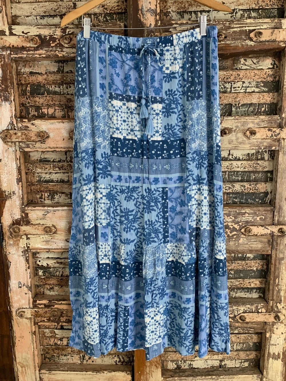 Frye Blue Patchwork Floral Boho Tiered Maxi Skirt Country Western Cottagecore, M - Picture 2 of 9